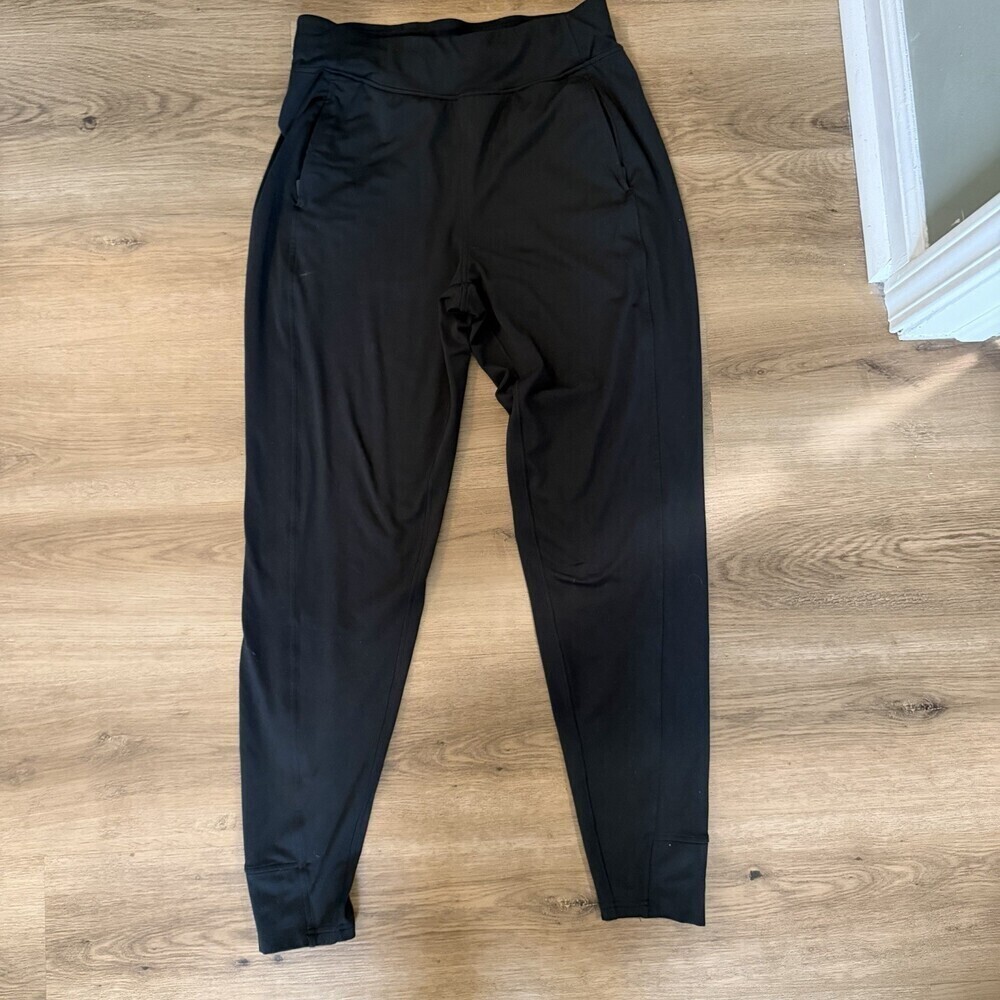 Lululemon Black High Rise Joggers 28” Inseam Zip Pockets